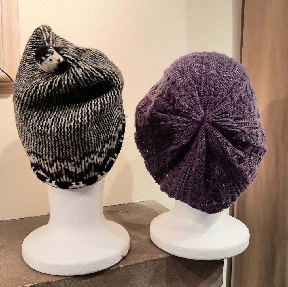 Two knit hats - Picture 4 of 6
